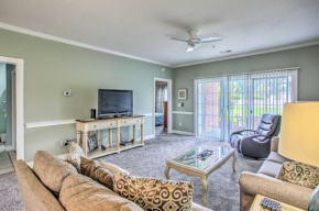 Tasteful Myrtle Beach Condo with Patio and Pool!